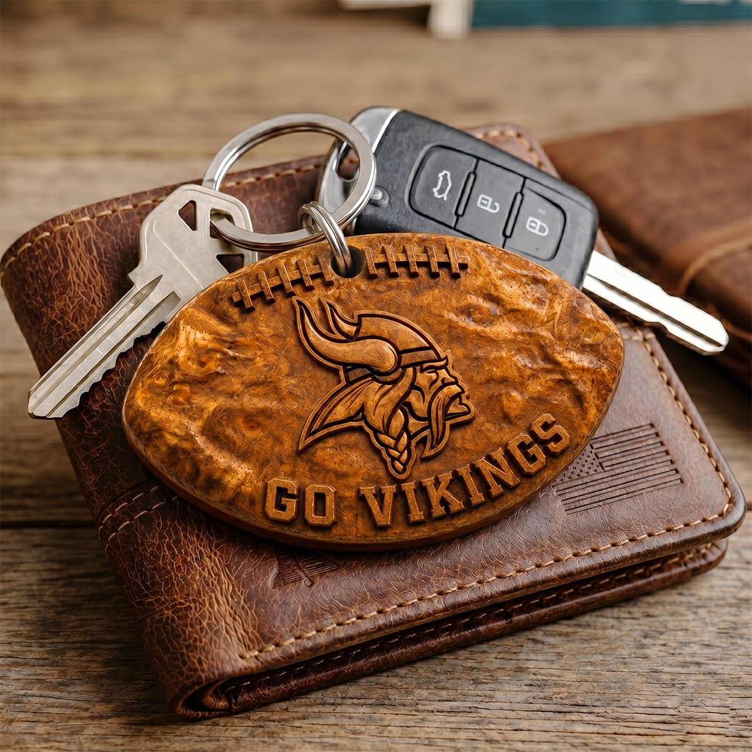 Hand-Carved Minnesota Vikings Wooden Keychain – Custom Name - Image 3
